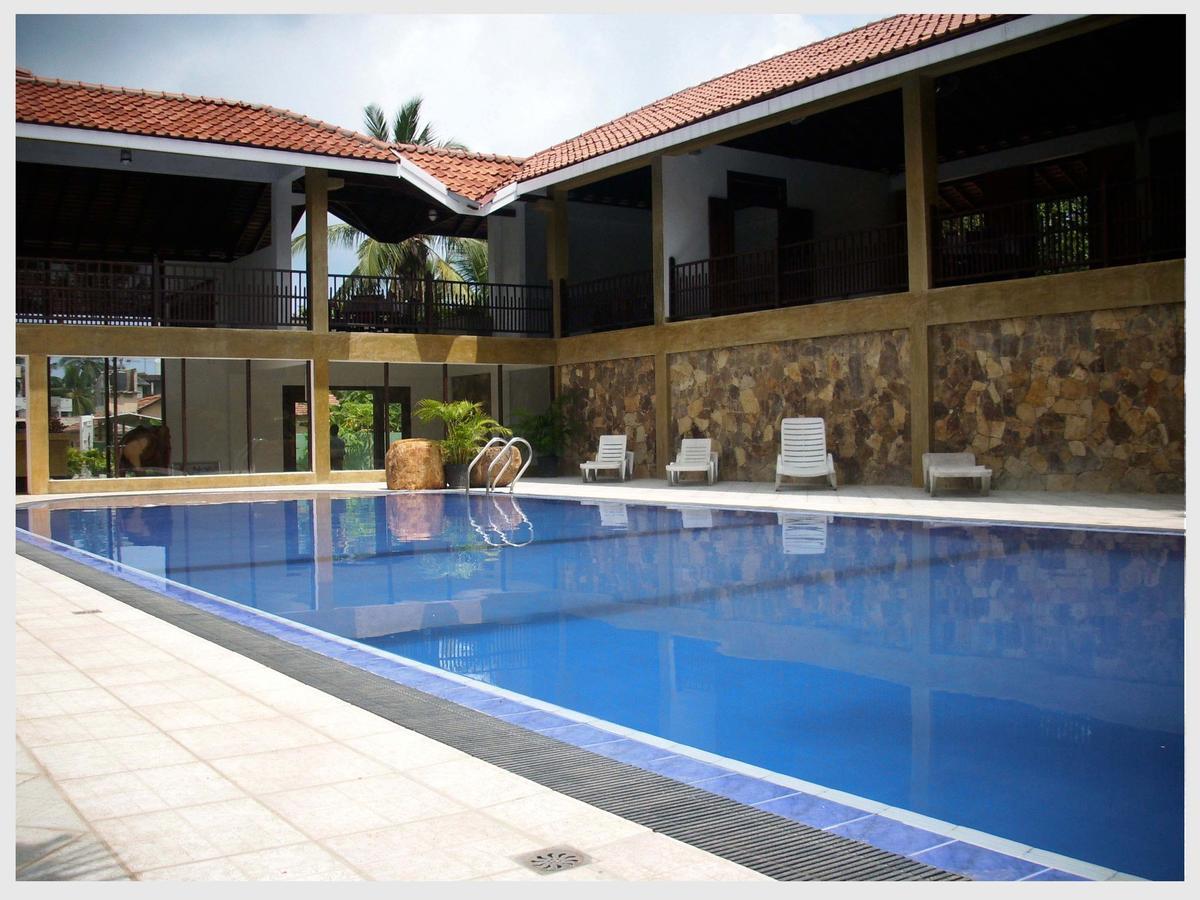 Romantic Garden Hotel Negombo Exterior foto